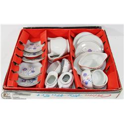 VINTAGE CHINA TOY TEA SET IN BOX
