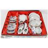 Image 1 : VINTAGE CHINA TOY TEA SET IN BOX