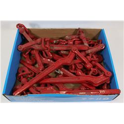 TRAY OF CHAIN BOOMERS