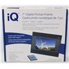 Image 1 : IQ 7" DIGITAL PICTURE FRAME WITH 480 X 234