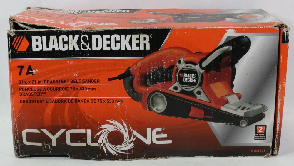 BLACK&DECKER CYCLONE 3” BY 21” BELT SANDER