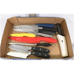FLAT OF ASSORTED KITCHEN KNIVES