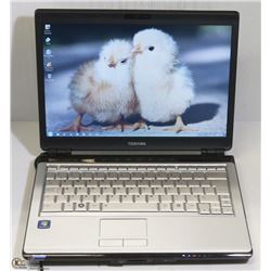 14" TOSHIBA SATELLITE WIN 7 LAPTOP W/AC ADAPTER