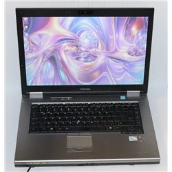 TOSHIBA LAPTOP W/ AC CHARGER