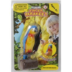 NEW FINGER PARAKEET - IT CAN TALK BACK