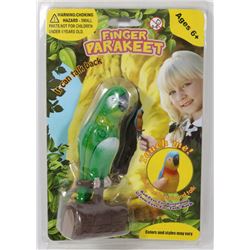 NEW FINGER PARAKEET - IT CAN TALK BACK