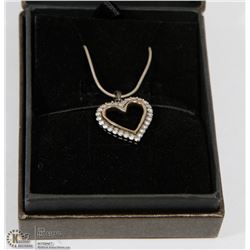 HEART PENDANT WITH STONES AND NECKLACE