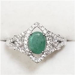 53) STERLING SILVER EMERALD RING 7.25
