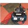 Image 1 : MASTERCRAFT 2 GAL AIR COMPRESSOR WITH HOSE