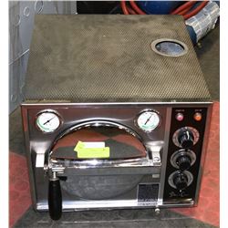PELTON CRANE AUTOCLAVE STERILIZER