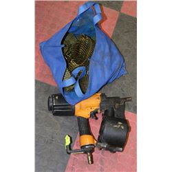 BOSTITCH NAIL GUN W/BAG OF NAILS