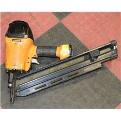 BOSTITCH NAIL GUN