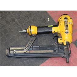 DEWALT D51430 16 GAUGE MED. CROWN STAPLER