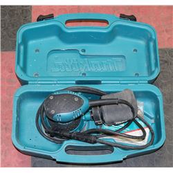 MAKITA SANDER W/CARRYING CASE
