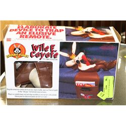 WILE. E. COYOTE TV ORGANIZER