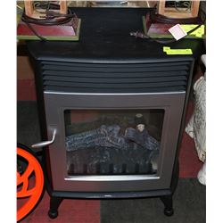 ELECTRIC FIREPLACE (WOOD STOVE STYLE)