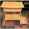 Image 1 : COMPUTER DESK ON CASTORS
