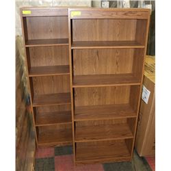 PAIR OF MATCHING 5 SHELF BOOKCASES
