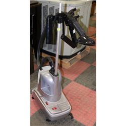 CONAIR FABRIC AND MATERIAL STEAMER