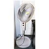 Image 1 : BLACK AND DECKER STAND UP ELECTRIC FAN.