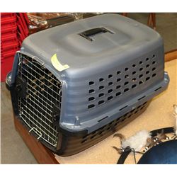 PET CARRIER 22"X17"X17"