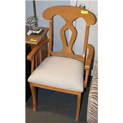 WOOD AND FABRIC CHAIR