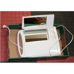 VANITY DOUBLE SIDED LIT MIRROR.