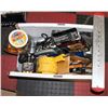 Image 1 : LARGE BOX OF ASSORTED TOOLS INCL DUAL BENCH