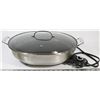Image 1 : CUISNART 15"X12" ELECTRIC FRYING PAN WITH GLASS