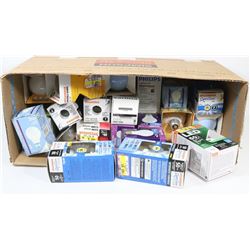 BOX OF ASSORTED LIGHT BULBS