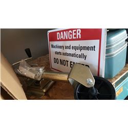 NEW 1200LB BOLT ON TRAILER JACK WITH WHEEL AND METAL SIGNS