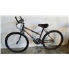 Image 1 : BLACK VENTURE BIKE