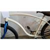 Image 2 : WHITE NO BRAND BIKE