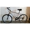 Image 1 : BEIGE CCM BIKE