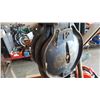 Image 2 : LARGE VINTAGE DOUBLE PULLEY W/ HOOK