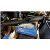 Image 2 : 2 TOTES OF ELECTRONICS AND THULE SKI RACK