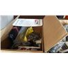 Image 3 : 2 BOXES OF NEW AUTO PARTS
