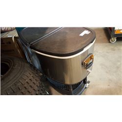 ROLLING PATIO COOLER