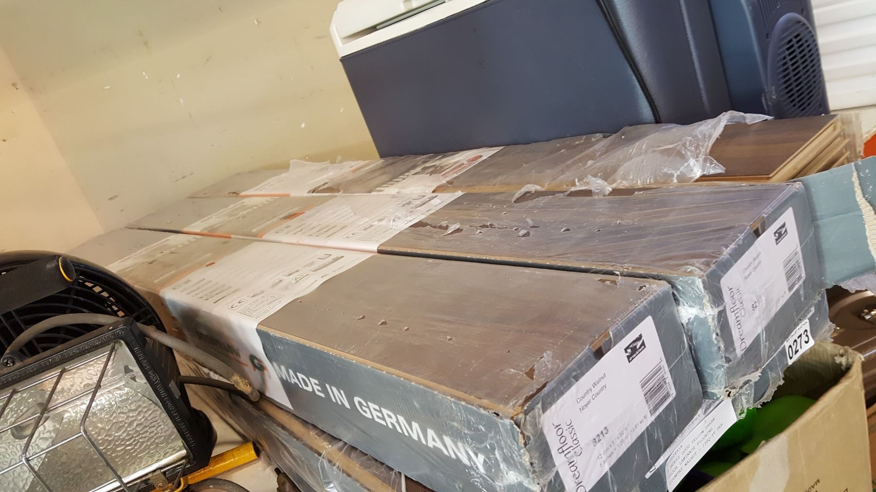 2 Boxes Good Fellow Dream Floor Laminate Flooring Country Walnut