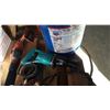 Image 2 : HYDRAULIC PUMP BUCKET, HILTI GUN AND MAKITA RECIPROCATING SAW