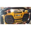 Image 2 : DEWALT JOBSITE RADIO