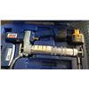 Image 2 : LINCOLN CORDLESS GREASE GUN