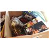 Image 2 : 2 BOXES ESTATE GOODS