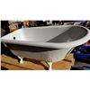 Image 1 : 59 BY 28 INCH FOOTED TUB