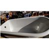 Image 2 : 59 BY 28 INCH FOOTED TUB