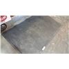 Image 2 : COMMERCIAL RUBBER MAT