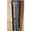 Image 1 : 8 FOOT AREA CARPET