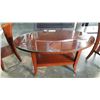 Image 3 : 3 PIECE OVAL GLASS TOP CHERRY FINSH COCKTAIL COFFEE TABLE SET