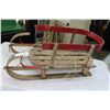 Image 1 : VINTAGE WOOD SLED