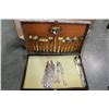 Image 2 : CASED CUTLERY SET